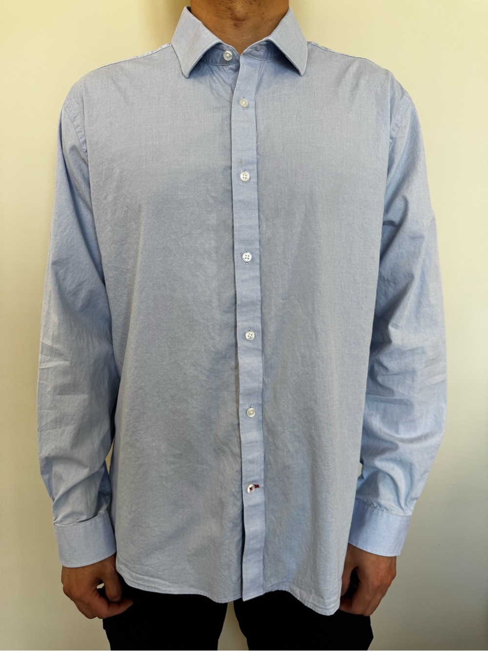 Tommy Hilfiger Men's Pale Blue Button-Up Dress Shirt